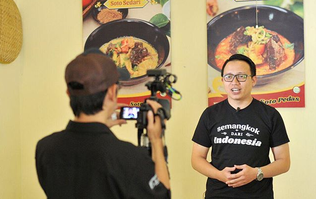Foodtruck Jualan Sayap Ayam Rezha Noviana Sukses Raih Banyak Penghargaan Indopreneur